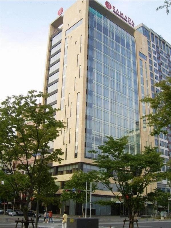 Hotel Ramada Plaza by Wyndham Gwangju Gwangju Metropolitan City Zewnętrze zdjęcie